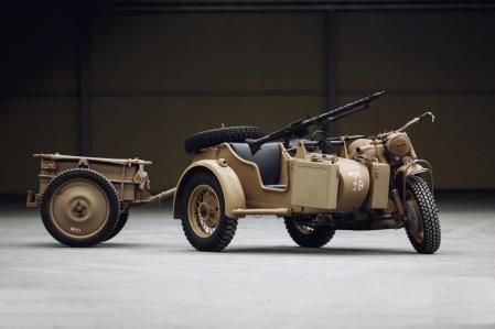 Las motos BMW R-75 ya arrastraban pesados remolques cargados de munición durante la II Guerra Mundial&nbsp;