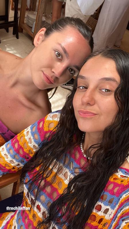Victoria Federica junto a su amiga Rocío Laffón en Ibiza