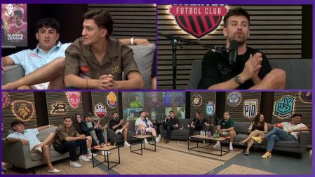 El pobre hombre encontró el mejor sitio para echar una cabezadita.