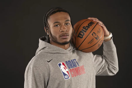 Cam Whitmore posa en el NBA Draft Combine