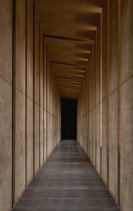 Los pasillos de la bodega