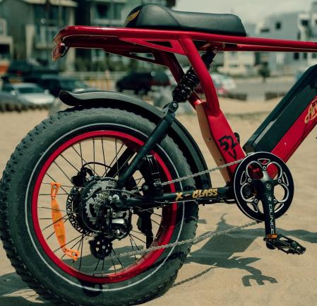 X-Class, el divertido ciclomotor eléctrico que brinda hasta 120 km de autonomía.