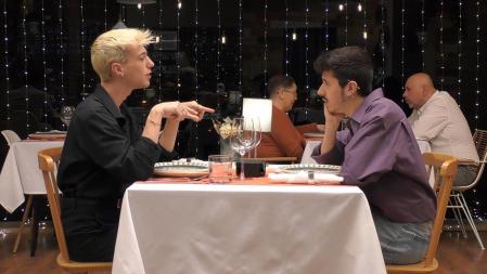 Izan y Jota en 'First Dates'