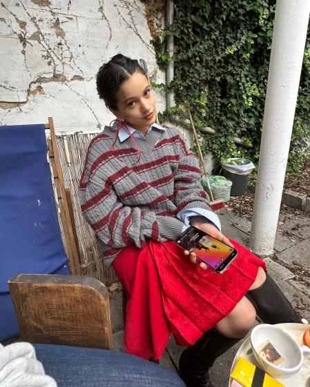 Rosalía con la nueva versión del estilo college