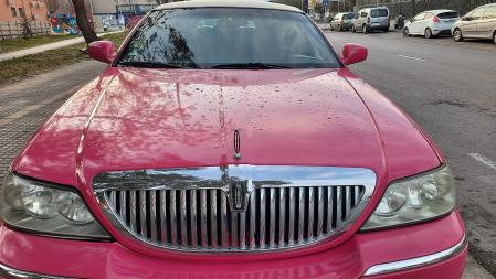 La limusina de la Pantera Rosa.