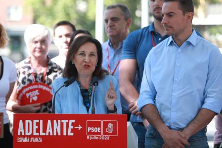 Margarita Robles con Juan Lobato