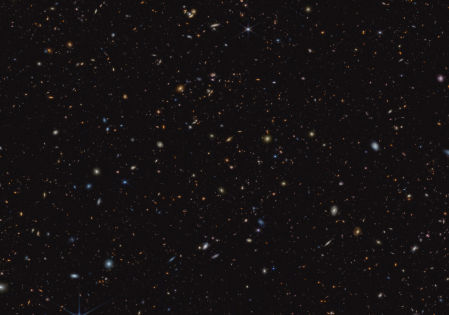 Esta imagen del telescopio James Webb contiene más de 45.000 galaxias, algunas de las cuales emitieron su luz hace más de 13.300 milliones de años