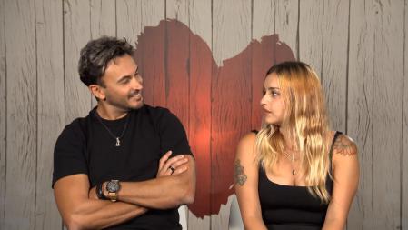 Omar y Alba en 'First Dates'