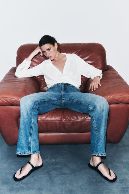 Zara apuesta por esta combinación de básicos