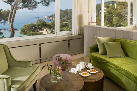 El hotel Santa Marta, en la cala Santa Cristina, es un oasis de Lloret
