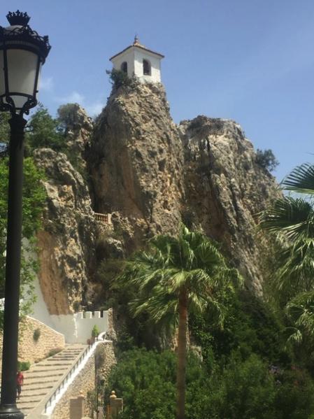 Imagen característica del Castell de Guadalest y su antigua fortaleza, de origen musulmán.