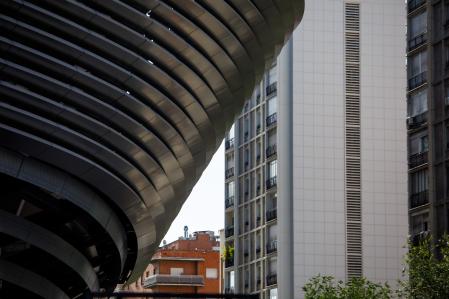 El campo ha costado cerca de 900 millones, en una obra que ha durado cuatro años en los que el equipo ha podido jugar a pesar del trastorno de los trabajos