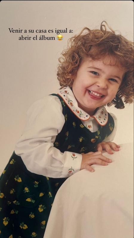 Laura Escanes sube una foto de pequeña