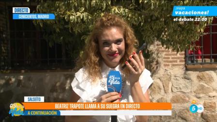Beatriz Trapote llama a Carmen Bazán en directo en 'Así es la vida'