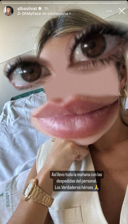 Alba Silva se despide de los sanitarios