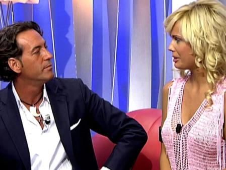 Miriam Sánchez y Pipi Estrada, como asesores del amor en 'Mujeres y Hombres y Viceversa'