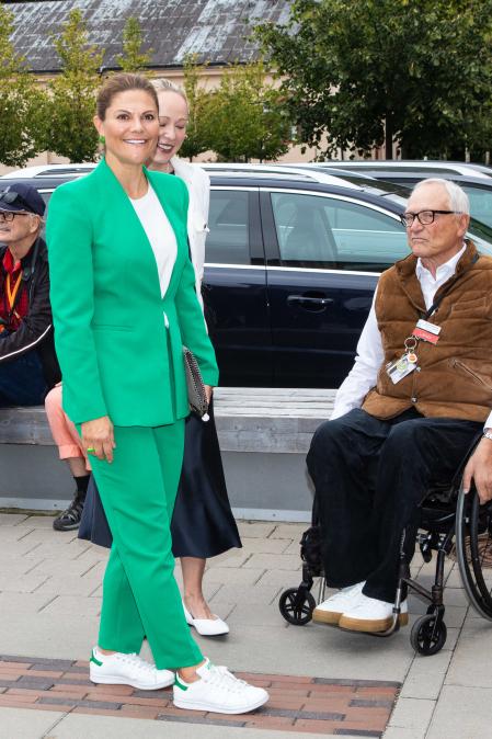 La princesa Victoria de Suecia en su visita al centro de rehabilitación de Estocolmo