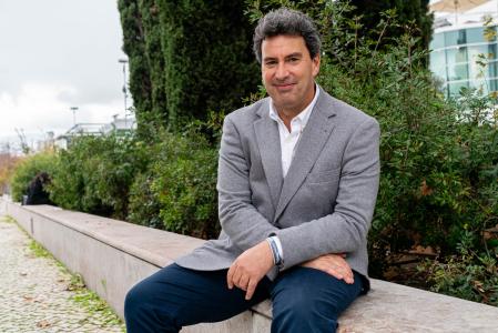 José Ángel Zabalegui, licenciado en ADE, profesor universitario e inversor popular en 'copy trading'