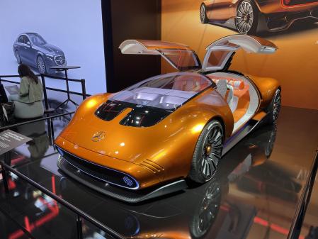 El Mercedes One Eleven es un concept car muy futurista&nbsp;