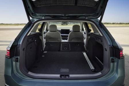 El maletero tiene 690 litros y puede legar a los 1.920 litros con los asientos abatidos&nbsp;