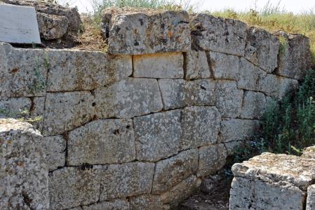 Restos de la muralla de Mantinea.