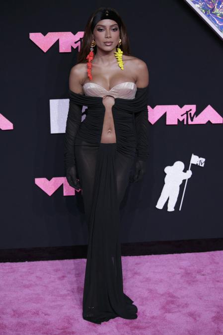 Anitta en la alfombra roja de los premios MTV Video Music Awards