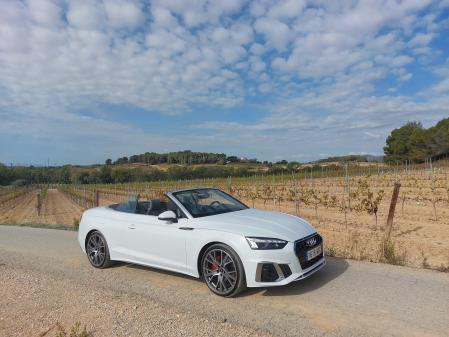 El techo de lona del A5 Cabrio se abre y cierra automáticamente en 15 segundos, a velocidades de hasta 50 km/h&nbsp;&nbsp;