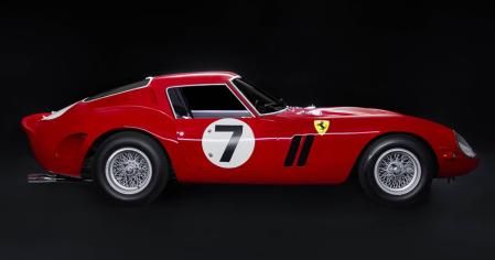 El Ferrari que busca ser el coche subastado más caro de la historia de la marca.
