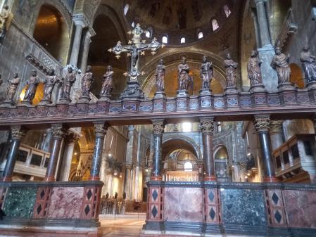 Altar mayor de la basílica de San Marcos, donde tocaron el violín tanto Antonio Vivaldi como su padre, Gianbattista