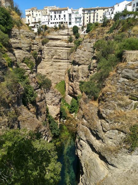 Vistas del puente Nuevo de Ronda desde la Casa del Rey Moro