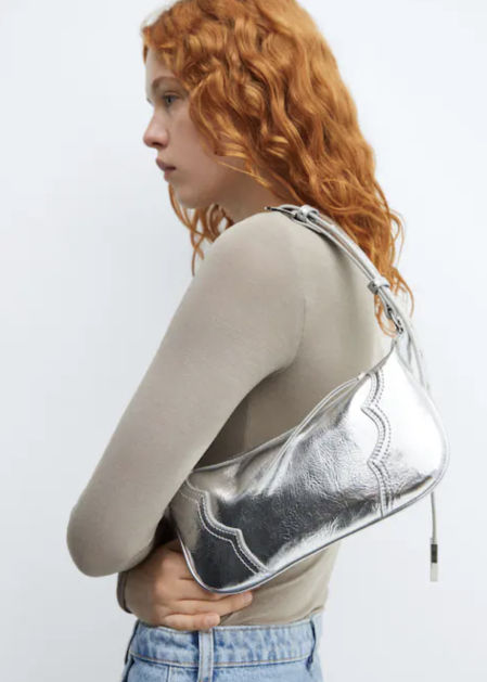 Bolso de hombro metalizado de Mango
