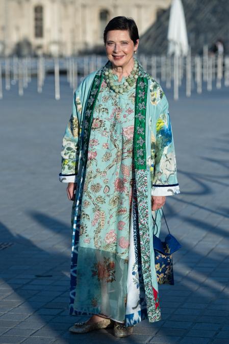 Isabella Rossellini en el evento de Lancôme en el Museo del Louvre