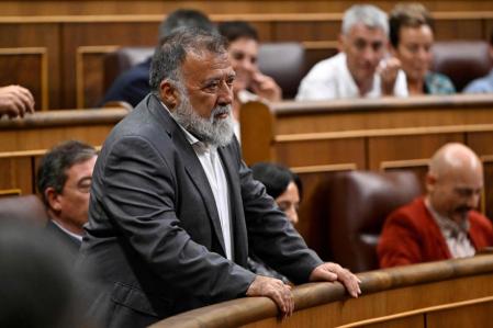 Herminio Rufino Sancho, el diputado socialista que ha votado a Feijóo por error
