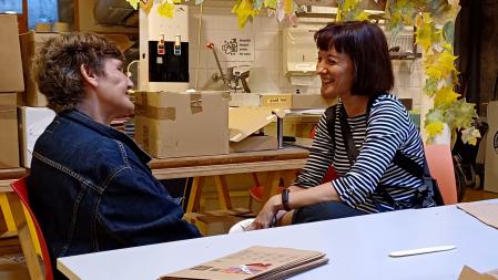 Lourdes Fernández, lectora de Guyana Guardian autora del perfil de Geni, con quien conversa en La Troballa.