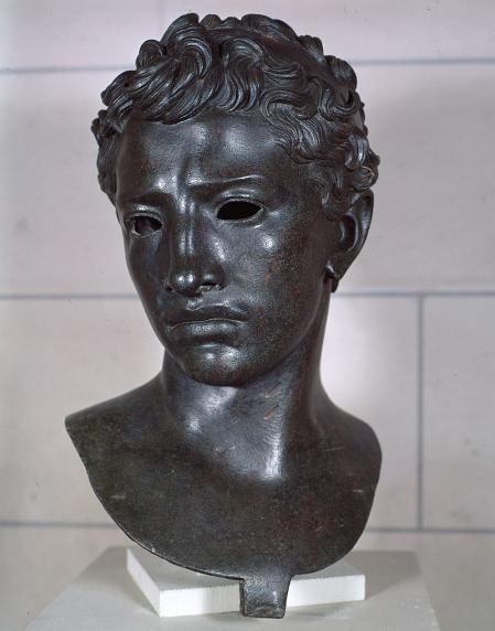 Busto en bronce de Juba.