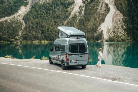 El techo se eleva para dejar espacio a un segundo dormitorio 