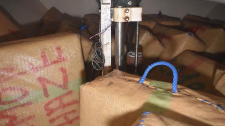 Fardos de hachís hallados por los Mossos d'Esquadra