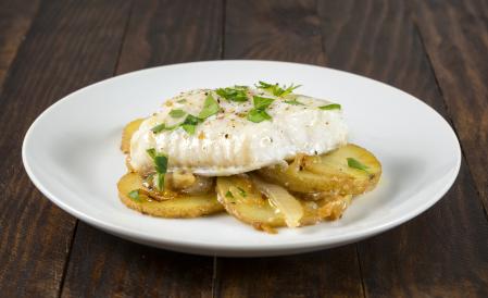 Bacalao al horno con patatas