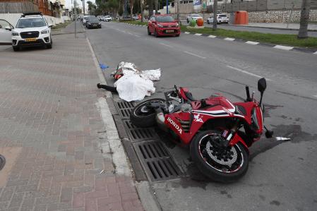 El cuerpo de un israelí muerto mientras conducía una motocicleta en la ciudad de Sderot