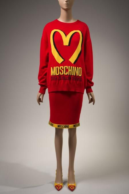 Jeremy Scott para Moschino 'Over 20 billion served’, 2014,