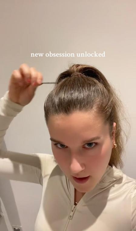 Jana perfeccionando su coleta