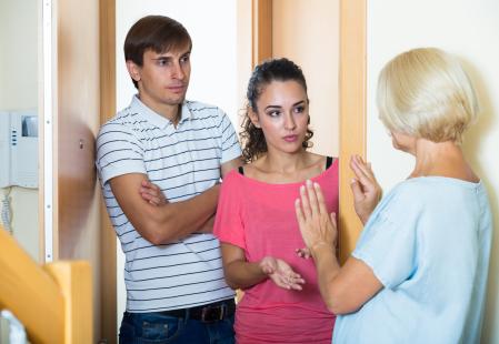 Riesgos de alquilar tu piso sin contrato