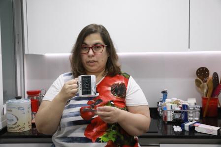 A Susana le invalidan sobremanera las fuertes migrañas que sufre por la patología