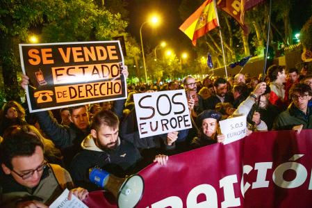 Oficinas parlamento Europeo. Cortes jueves 9 noviembre en la Castellana y Calle Ferraz, Madrid. Contra amnistía