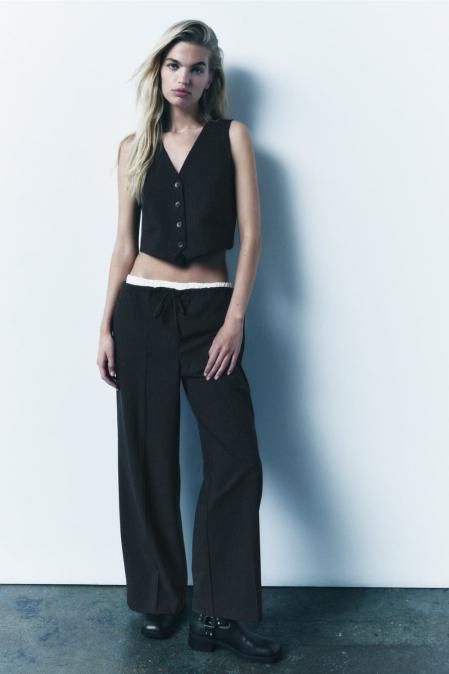 Pantalón con falso bóxer de Zara