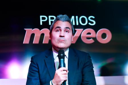 Josep Maria Recasens, consejero delegado de Renault Group Iberia, recibió el premio al Personaje del Año Moveo