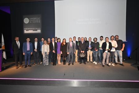 Premiados y autoridades en la gala en los XVII Premios Ideas celebrada el jueves en la UPV