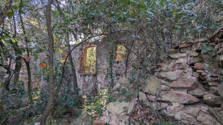 La Fuente de la Dinamita de Sant Fost de Campsentelles.
