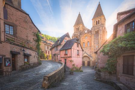 Conques es un pueblo de cuento de hadas