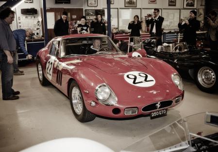 Nick Mason, batería de los Pink Floyd tiene en su colección un 250 GTO. Ralph Laurent, Lawrence Stroll o el cineasta Jack Glikenhaus son otros ilustres propietarios de un modelo